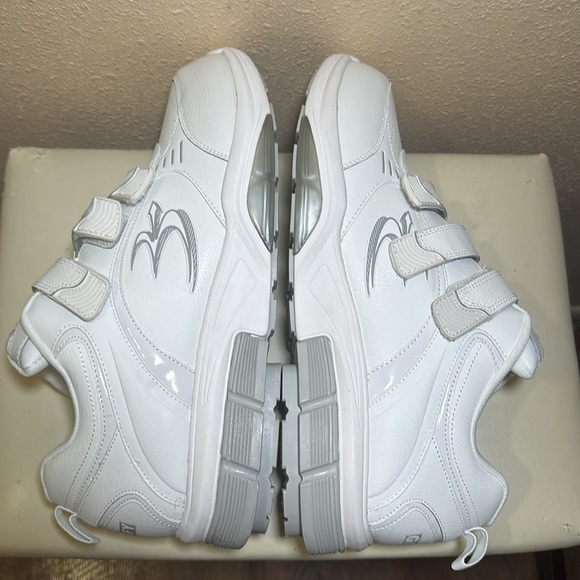 Gravity Defyer walking shoes size 14 - Picture 5 of 7